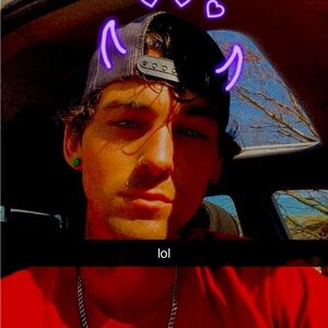 Meet your Posher, Travis